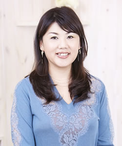 校長 宇野 亮子